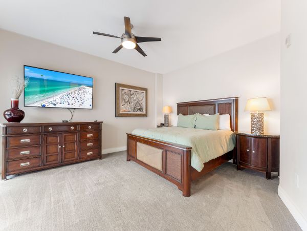 Relax Away in this 3 Bedroom Condo on Exclusive Siesta Key