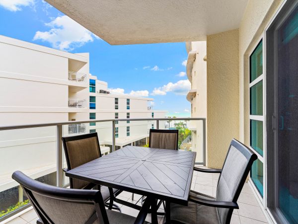 Relax Away in this 3 Bedroom Condo on Exclusive Siesta Key