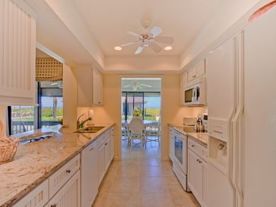 Captiva Beach Villa with 3 Bedrooms & 2 Bathrooms on Beach!