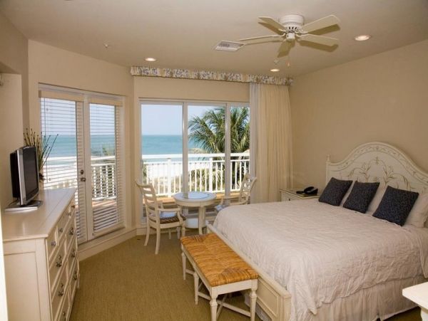 Beautiful Captiva Villa Breathtaking Views Sleeps 8 Guests