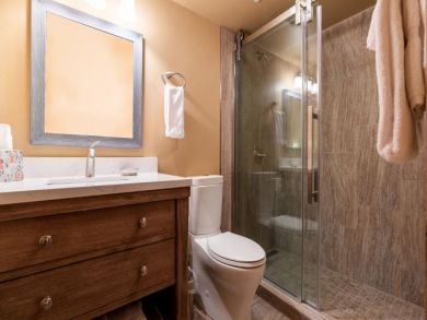 Luxury Vail Ski Vacation Condo Two Bedrooms Walk to Lift