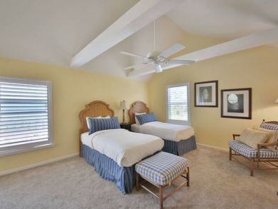 Twin Bedroom