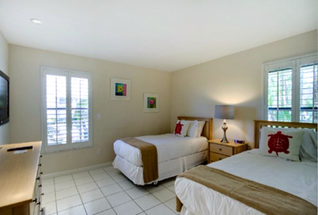 Bedroom with Two Queen Beds