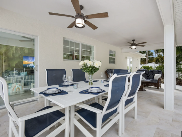 Beautiful Holmes Beach Vacation Home with Private Pool
