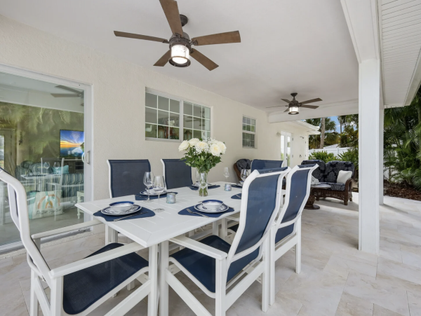 Beautiful Holmes Beach Vacation Home with Private Pool