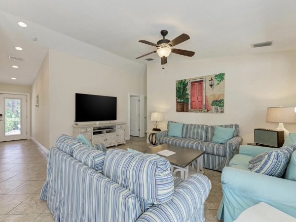Beautiful Holmes Beach Vacation Home with Private Pool