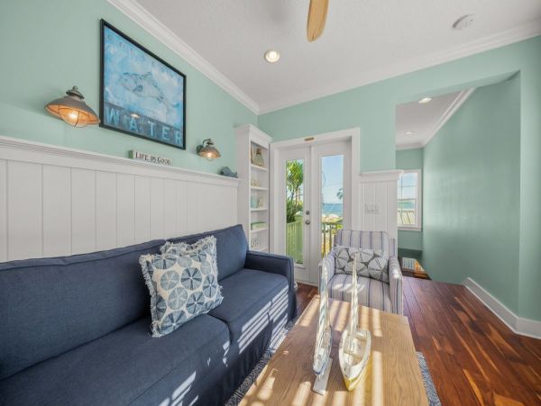 One of Anna Maria Island Most Popular 4 bedroom Pool Homes