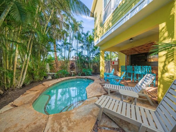 One of Anna Maria Island Most Popular 4 bedroom Pool Homes