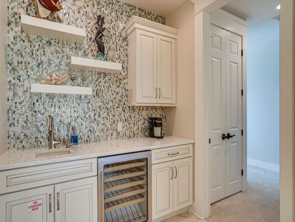 Destin Beachfront Six Bedroom Vacation Rental
