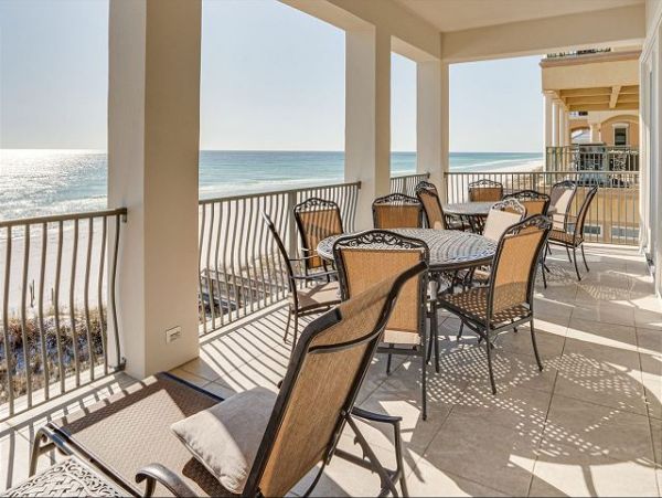 Destin Beachfront Six Bedroom Vacation Rental