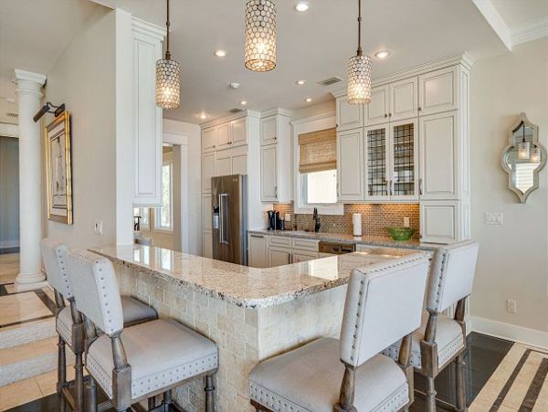 Destin Beachfront Six Bedroom Vacation Rental