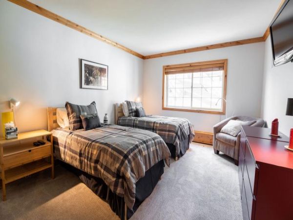 What a Great Value Priced Two Bedroom Vail Road Rental