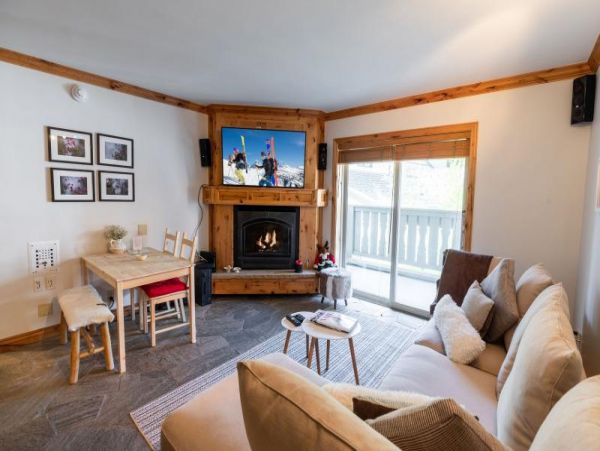 What a Great Value Priced Two Bedroom Vail Road Rental