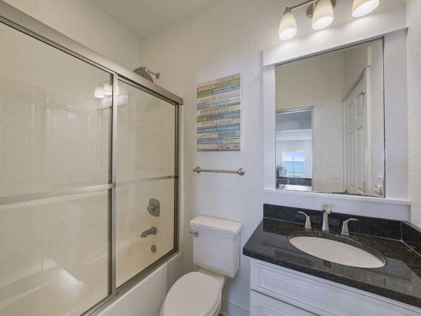 Large Gulf Front Nine Bedroom Vacation Rental in Miramar Beach