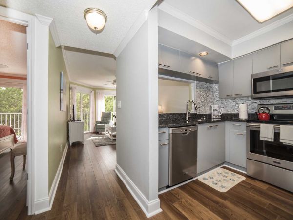 Anna Maria Island 2 Bedroom Vacation Rental Condo Sleeps 6