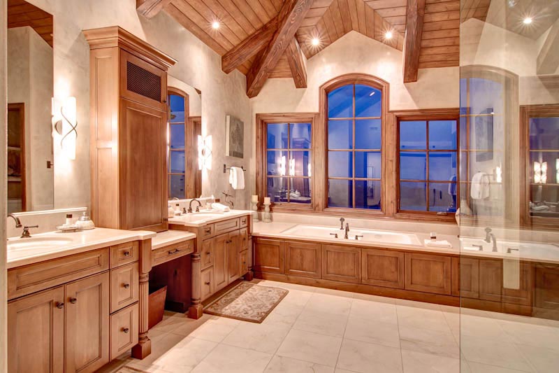 Bachelors Roost Luxury Vacation Home Ski in Out