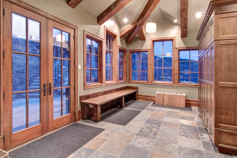 Bachelors Roost Luxury Vacation Home Ski in Out