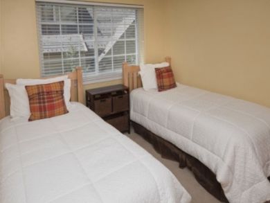 Vail Village Ski Vacation Condo with Pool and Hot Tub