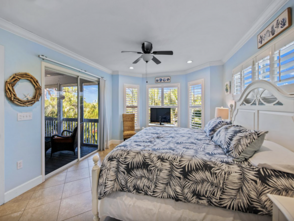 Anna Maria Island Five Bedroom Rental Home - SLEEPS 14