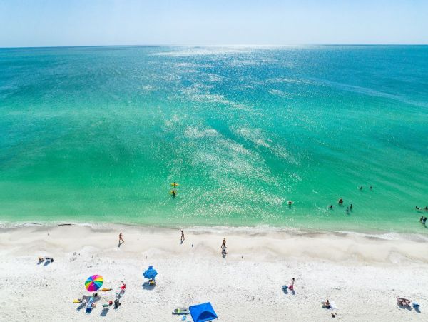 Anna Maria Island Five Bedroom Rental Home - SLEEPS 14