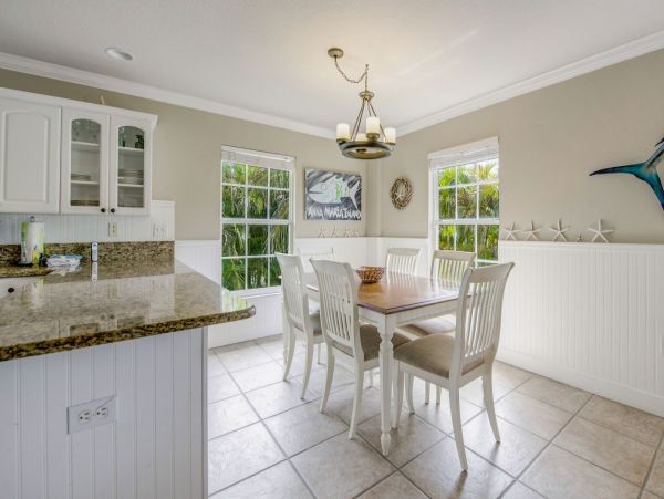 Three Bedroom Vacation Rental Home on Anna Maria Island
