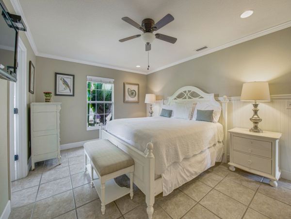 Three Bedroom Vacation Rental Home on Anna Maria Island