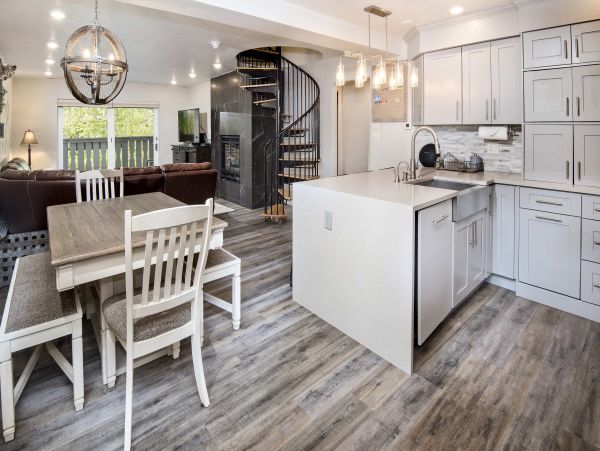 Three Bedroom Plus Den Vail Vacation Rental Sleeps 7