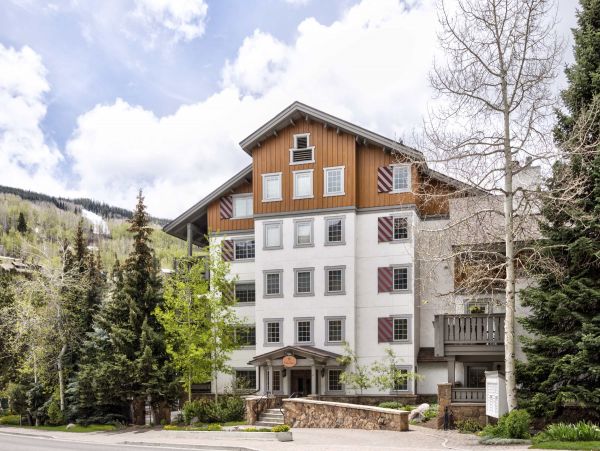 Three Bedroom Plus Den Vail Vacation Rental Sleeps 7
