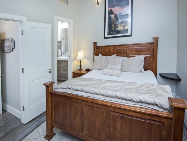Three Bedroom Plus Den Vail Vacation Rental Sleeps 7