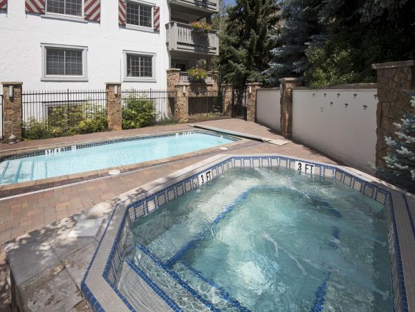 Three Bedroom Plus Den Vail Vacation Rental Sleeps 7