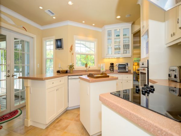 Captiva Luxury Vacation Rental Sleeps 10 - Bay Views