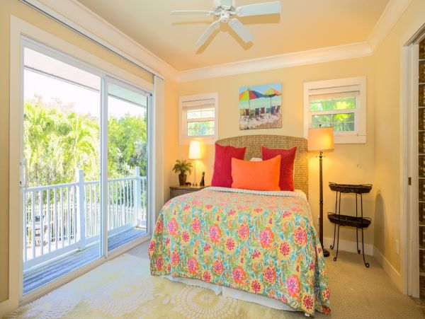 Captiva Luxury Vacation Rental Sleeps 10 - Bay Views
