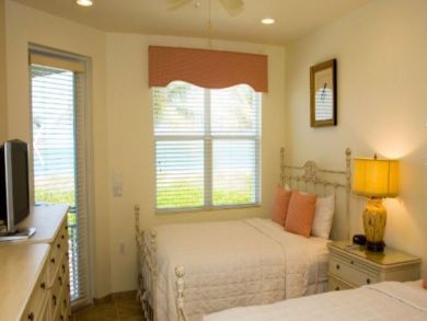 Direct Gulf Views from this 3 Bedroom Rental