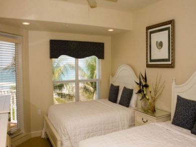 Direct Gulf Views from this 3 Bedroom Rental