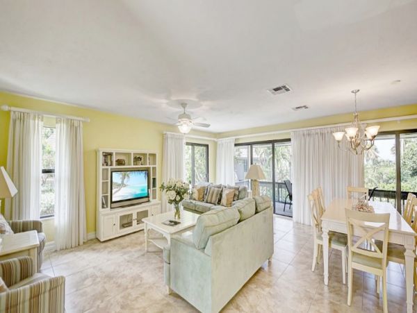 Three Bedroom Beachfront Home in Captiva With Gulf Views