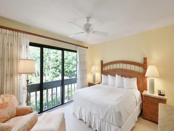 Three Bedroom Beachfront Home in Captiva With Gulf Views