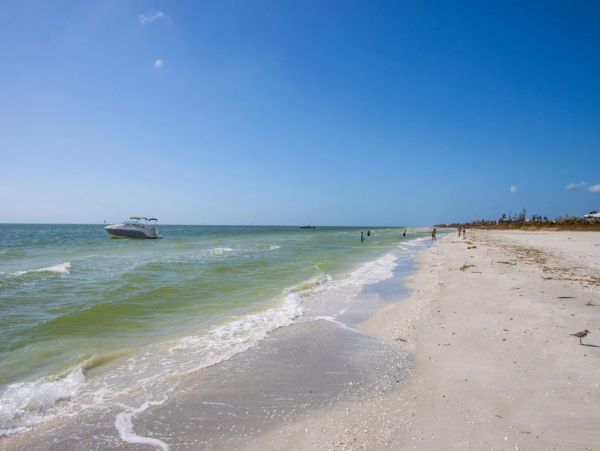 Sanibel Island Luxury Vacation Rental - Gulf-Front Condo