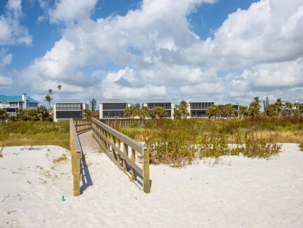 Sanibel Island Luxury Vacation Rental - Gulf-Front Condo