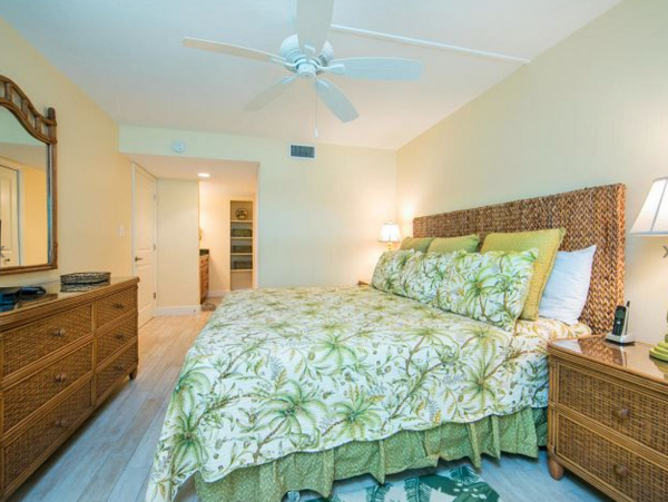 Gulf Front Vacation Condo on Anna Maria Island Beach