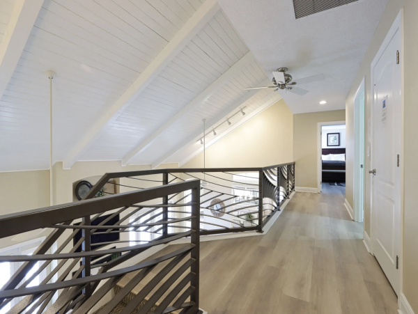 Luxury Florida Rental Sleeps 14 with Five Bedrooms Across From Beach