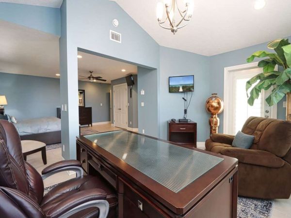 Luxury Florida Rental Sleeps 14 with Five Bedrooms Across From Beach
