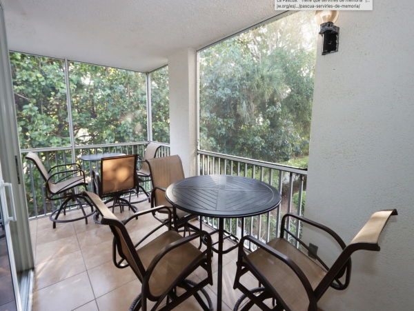 Lovely Vacation Condo in Sanibel with Partial Gulf Views