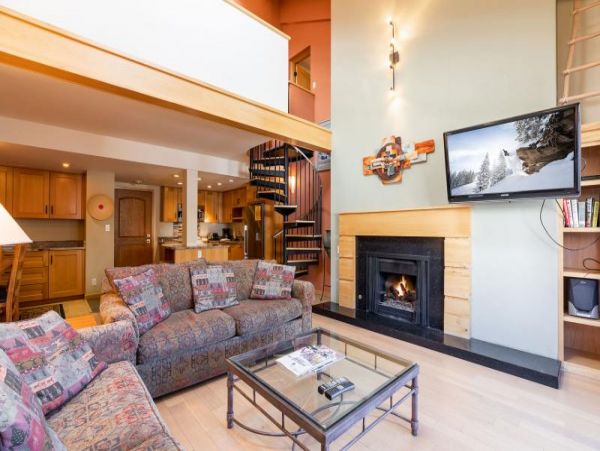Three Bedroom Plus Loft Ski Vacation Rental