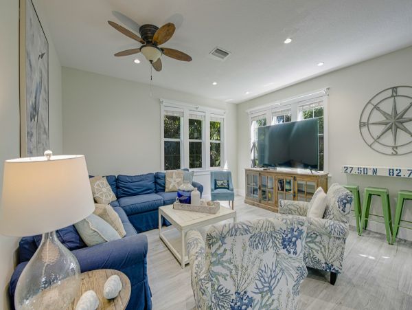 Anna Maria 6 Bedroom Luxury Vacation Rental Home - Sleeps 12