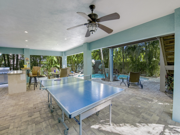 Anna Maria 6 Bedroom Luxury Vacation Rental Home - Sleeps 12