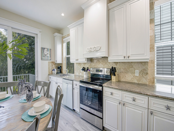 Anna Maria 6 Bedroom Luxury Vacation Rental Home - Sleeps 12