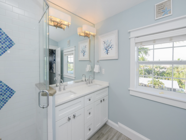 Anna Maria 6 Bedroom Luxury Vacation Rental Home - Sleeps 12