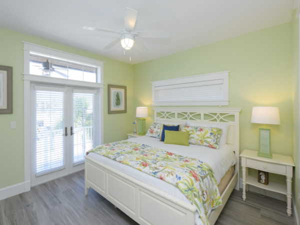 Anna Maria 6 Bedroom Luxury Vacation Rental Home - Sleeps 12