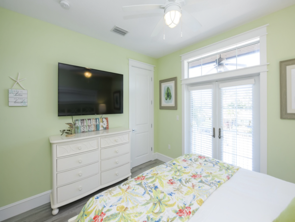 Anna Maria 6 Bedroom Luxury Vacation Rental Home - Sleeps 12