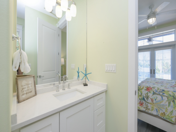 Anna Maria 6 Bedroom Luxury Vacation Rental Home - Sleeps 12